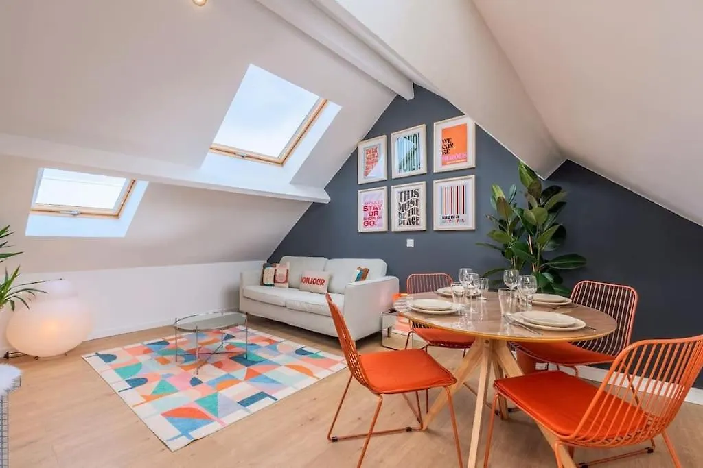 ליל Appartement 2 Chambres Proche Ecoles Et Metro 0*,  צרפת